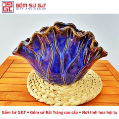 Lọ hoa lá sen xòe