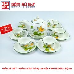 Bộ trà chóp lửa men kem vẽ sen vàng