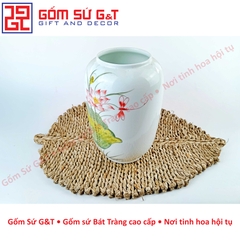 Lọ hoa dáng đèn lồng vẽ sen chuồn