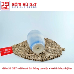 Lọ hoa dáng bom vẽ sen chuồn