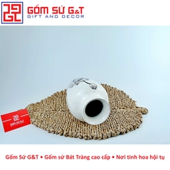 Lọ hoa dáng chân đèn vẽ sen