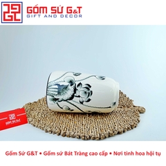 Lọ hoa dáng đu đủ vẽ sen tràm