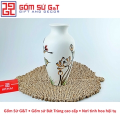 Lọ hoa dáng đùi dế vẽ sen chuồn