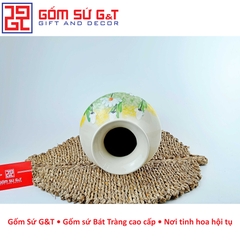 Lọ hoa vai vuông vẽ cúc họa mi