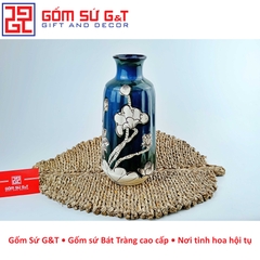 Lọ hoa dáng dọc dừa vẽ sen nổi