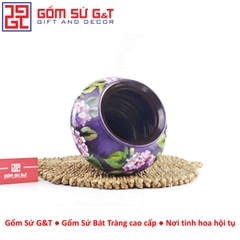 Lọ hoa vuốt tay dáng vò chân thon vẽ cẩm tú cầu tím