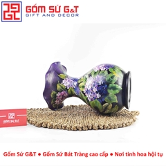 Lọ hoa vuốt tay miệng lượn vẽ cẩm tú cầu tím