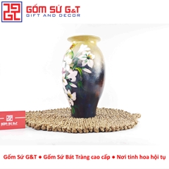 Lọ hoa vuốt tay dáng bom vẽ hoa loa kèn