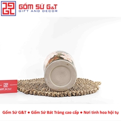 Lọ hoa vuốt tay vẽ bạch liên
