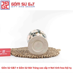 Lọ hoa vuốt tay dáng chân đèn vẽ hoa hồng