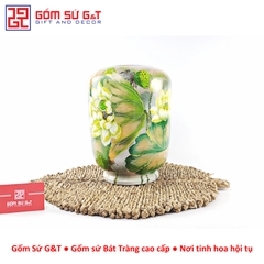 Lọ hoa vuốt tay dáng thạp vẽ sen chuồn