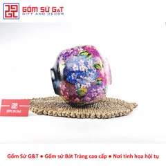 Lọ hoa vuốt tay dáng vò vẽ cẩm tú cầu