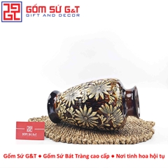 Lọ hoa dáng phích nâu khắc hoa cúc H30