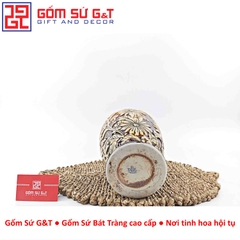 Lọ hoa dáng phích nâu khắc hoa cúc H30