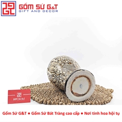 Lọ hoa dáng mai bình nâu khắc công đào H30