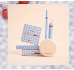 Bút Kẻ Mắt Nước Dearmay California Cherry Pen Eyeliner 0.5g