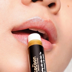 Son Dưỡng Môi Chiết Xuất Dầu Dừa Bến Tre Cocoon Ben Tre Coconut Lip Balm 5g