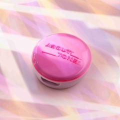 Phấn Phủ Nén Có Nhũ, Kiềm Dầu About Tone Raise Your Beauty Tone Glow 8g (Hồng)