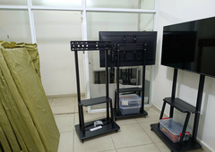 Khung treo Tivi di động E1900/ MK75 32″- 75″ Tải trọng 45kg | Qui cách đóng gói: 143x56x7cmx14kg )