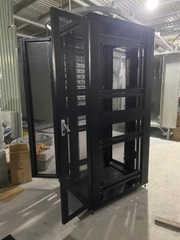 Tủ rack 42U - D600 bánh xe