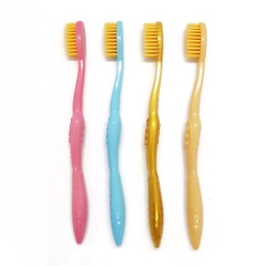 Combo 3 Bàn Chải Đánh Răng Lipzo Ruby Gold Dành Cho Nhạy Cảm Công Nghệ Chỉ Tơ Vàng Xoắn Kép Nano Kháng Khuẩn Khử Mùi