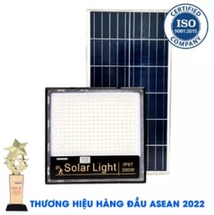 den-300w-chong-choi-nang-luong-mat-troi-co-cam-bien-solar-light-300w