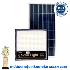 kf-87300-pir-den-300w-nang-luong-mat-troi-cam-bien-chuyen-dong-kungfu-solar