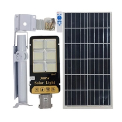 den-ban-chai-300w-nang-luong-mat-troi-gia-re-zl-300w-den-duong-tich-hop-nang-luo