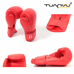Găng tay boxing chữ H màu đỏ
