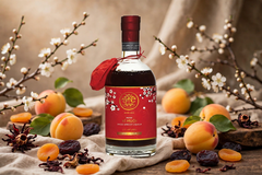 Rượu Xí Muội Spiced Apricot Liqueur 530ml - Rượu Mơ Ô Mai Atiso Ngâm Thủ Công - Quà Biếu Tết