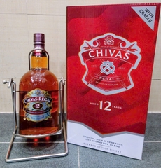 Rượu Chivas Regal 12 Years Blended Scotch Whisky 4.5 Lít Kèm Kệ Đỡ (Cradle) - SHOP THIỆN