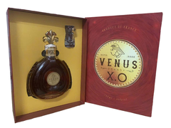 Rượu Brandy Pháp Venus X.O 700ml 40% - Product Of France - Hộp Quà Sang Trọng