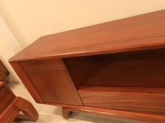 Kệ chân cong 2 loại gỗ hương đá và gỗ gõ đỏ - MSP: KCCG165