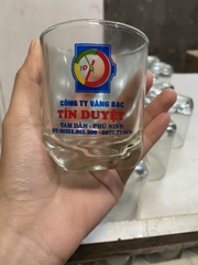 Ly chặt góc