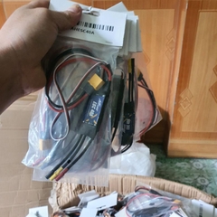 ESC Không Chổi Than Arrows hobby 30A 2s- 4s XT60.