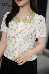 ÁO THỜI TRANG HỌA TIẾT HOA NHÍ CỔ PHỐI VÀ HOA CỔ AT205