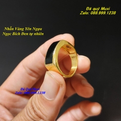 NHẪN NGỌC BÍCH ĐEN TỰ NHIÊN BỌC VÀNG 14K