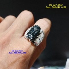 NHẪN TỲ HƯU PHONG THUỶ NGỌC BÍCH ĐEN TỰ NHIÊN BỌC BẠC