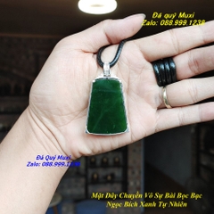 MẶT DÂY CHUYỀN VÔ SỰ BÀI NGỌC BÍCH XANH TỰ NHIÊN BỌC BẠC