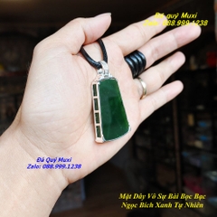 MẶT DÂY CHUYỀN VÔ SỰ BÀI NGỌC BÍCH XANH TỰ NHIÊN BỌC BẠC