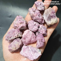 ĐÁ RUBY LỤC YÊN THÔ TỰ NHIÊN