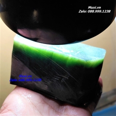 NGỌC BÍCH NEPHRITE - HÀNG THÔ TỰ NHIÊN