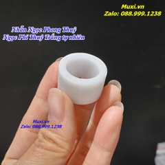 NHẪN NGỌC PHONG THUỶ NGỌC PHỈ THUÝ TRẮNG TỰ NHIÊN