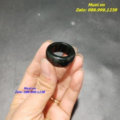 NHẪN NGỌC PHONG THUỶ NGỌC BÍCH ĐEN TỰ NHIÊN
