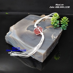 VÒNG CỔ ĐAN DÂY VỚI ĐÁ THẠCH ANH ĐỎ