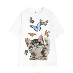 Áo tee unisex cổ tròn tay ngắn in hoạ tiết MEOMEO bắt bướm LOWKEY đẹp K0011 - Nhiều màu trắng đen cam vàng xanh