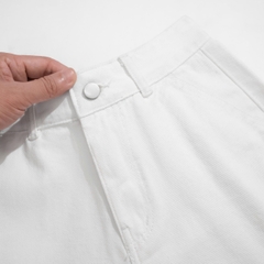 K2010 LOWKEY_QUẦN SHORT KAKI NỮ TRẮNG/ĐEN CHẤT VẢI DÀY DẶN, PHONG CÁCH BASIC