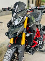 HYPERMOTARD 821 ĐEN