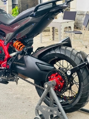 HYPERMOTARD 821 ĐEN