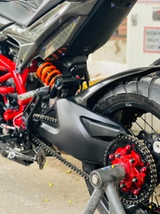 HYPERMOTARD 821 ĐEN